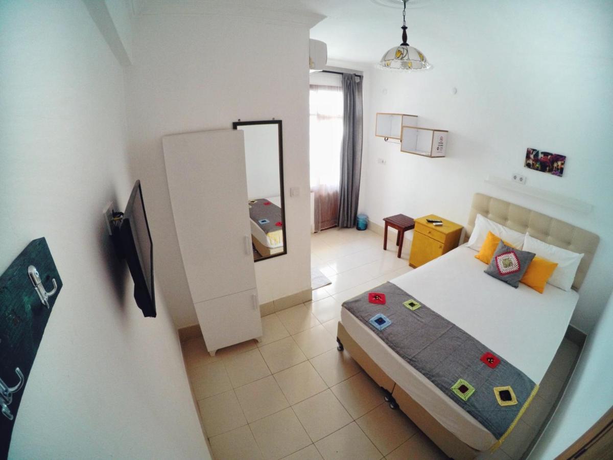 Miss Hotel Karya Oren  Exterior photo